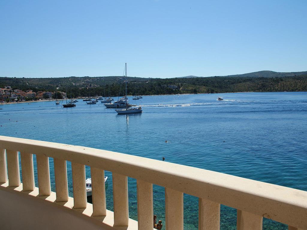 Holiday Home Blaz Примоштен Номер фото